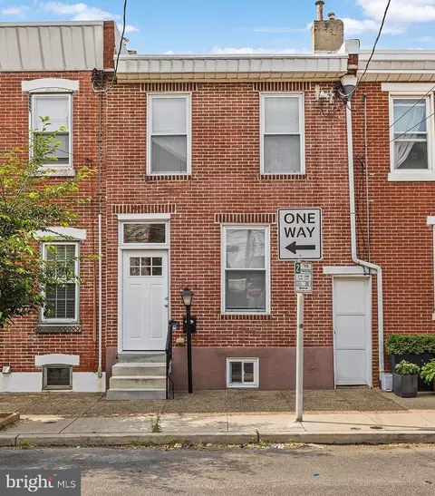 2216 Gaul St, Philadelphia, PA 19125