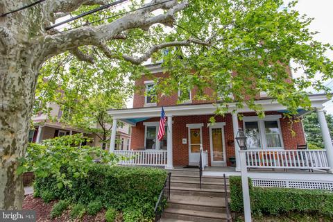 8134 Jeanes St, Philadelphia, PA 19111
