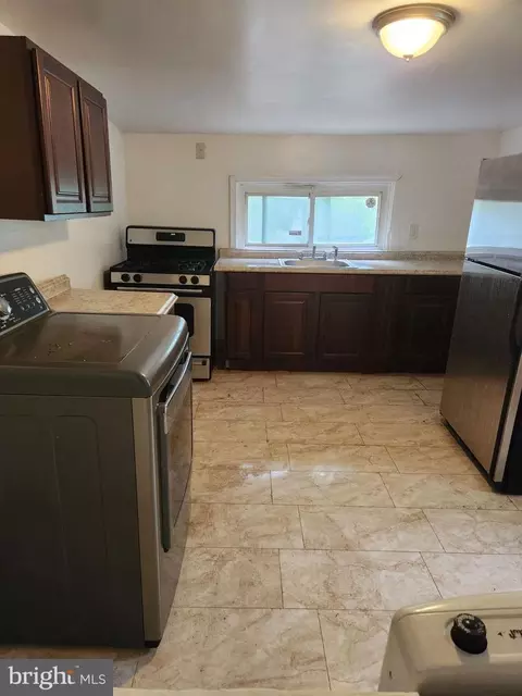 3240 N Sydenham St, Philadelphia, PA 19140