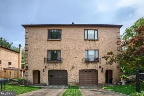 13001 Trina Dr, Philadelphia, PA 19116