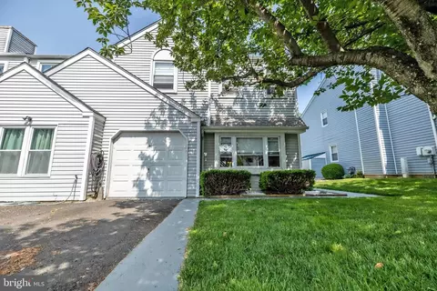 4 Country Lane Way, Philadelphia, PA 19115