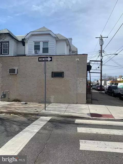 6558 Vandike St, Philadelphia, PA 19135