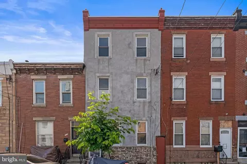 2641 Emerald St, Philadelphia, PA 19125
