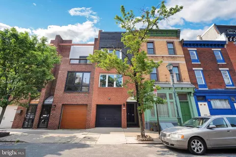 2048 South St, Philadelphia, PA 19146
