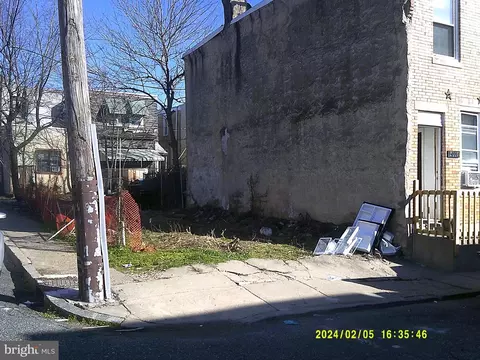 2015 Granite St, Philadelphia, PA 19124