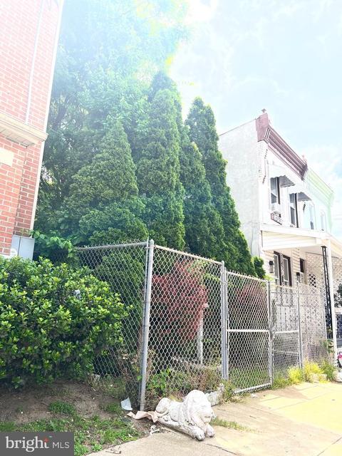 4636 Ogden St, Philadelphia, PA 19139