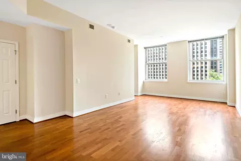 1600 18 Arch St #515, Philadelphia, PA 19103