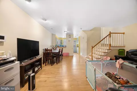 255 E Montana St, Philadelphia, PA 19119