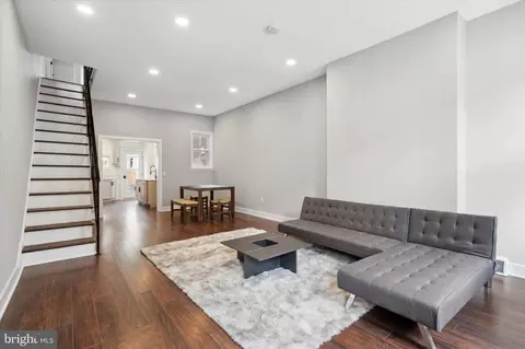 2431 E Hazzard St, Philadelphia, PA 19125