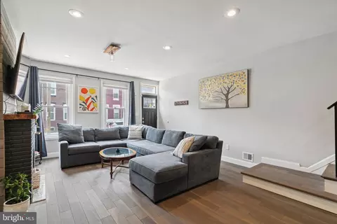 1337 S 22nd St, Philadelphia, PA 19146