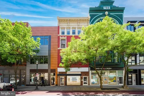 720 22 Chestnut St #E, Philadelphia, PA 19106