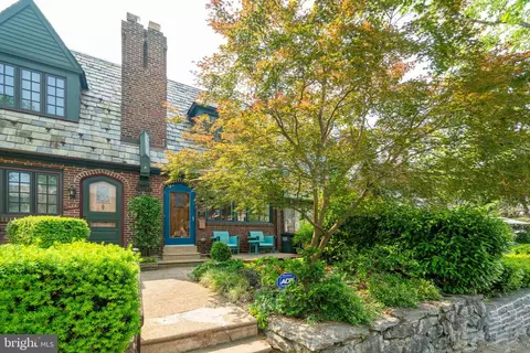 3468 W Queen Ln, Philadelphia, PA 19129