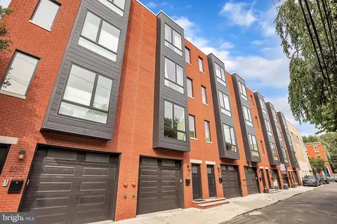2017 North St, Philadelphia, PA 19130