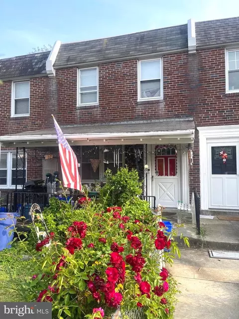 368 Dawson St, Philadelphia, PA 19128