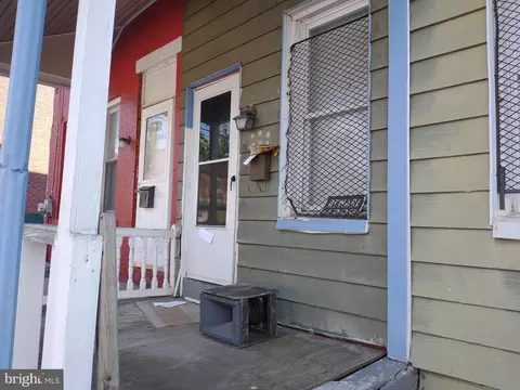 5644 Bloyd St, Philadelphia, PA 19138