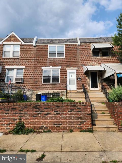 4559 Oakmont St, Philadelphia, PA 19136