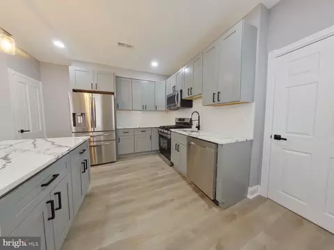 51 E Herman St, Philadelphia, PA 19144