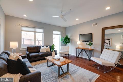 159 E Allen St #4, Philadelphia, PA 19125