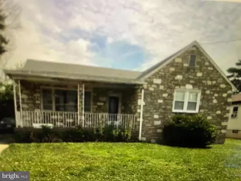 4521 Sheffield St, Philadelphia, PA 19136