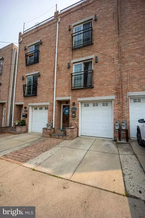 4553 High St, Philadelphia, PA 19127