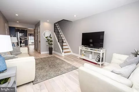 146 Watkins St, Philadelphia, PA 19148