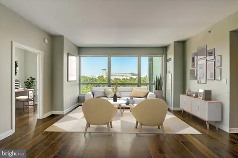 901 N Penn St #R307, Philadelphia, PA 19123