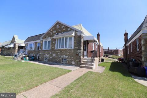 2827 Rhawn St, Philadelphia, PA 19152