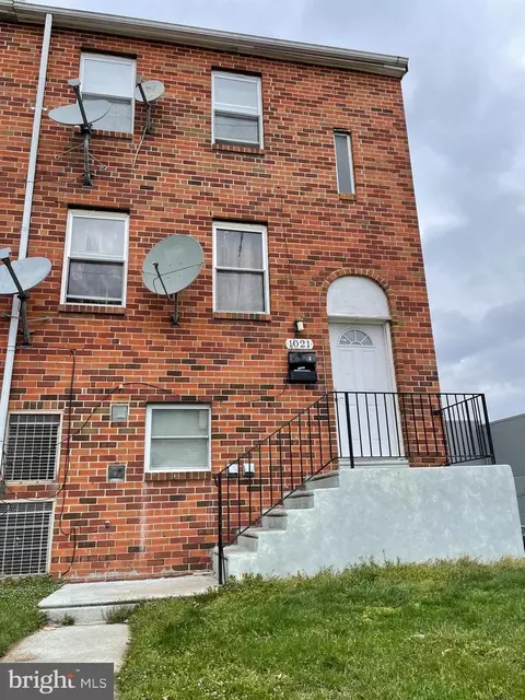 1021 Red Lion Rd, Philadelphia, PA 19115