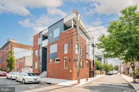 1847 Sepviva St, Philadelphia, PA 19125