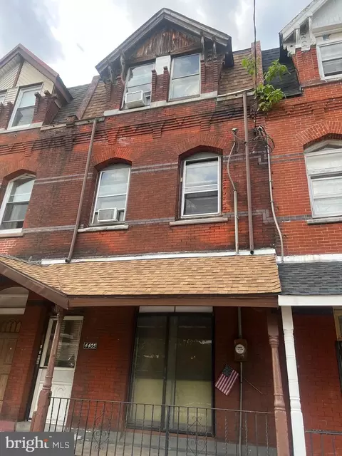 4405 Sansom St, Philadelphia, PA 19104