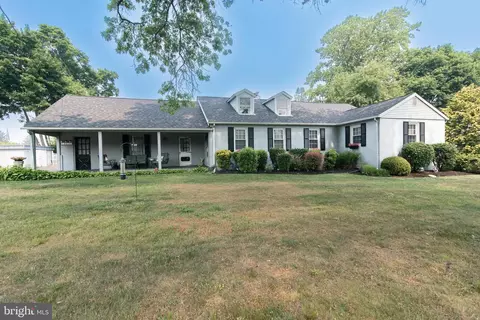 13420 Proctor Rd, Philadelphia, PA 19116