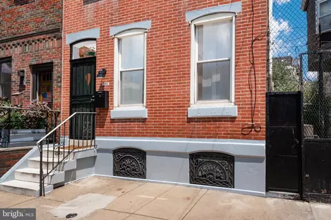 729 Reed St, Philadelphia, PA 19147