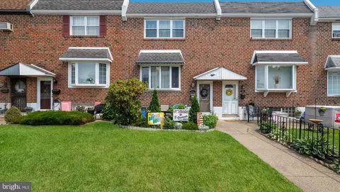 2853 Tremont St, Philadelphia, PA 19136