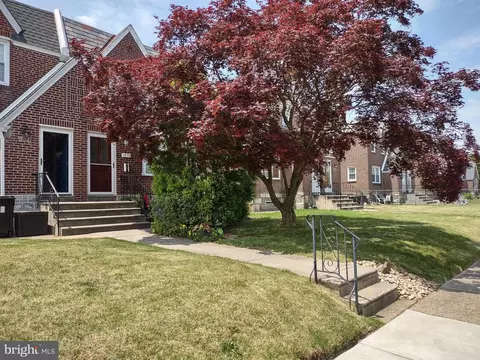 1836 Benson St, Philadelphia, PA 19152