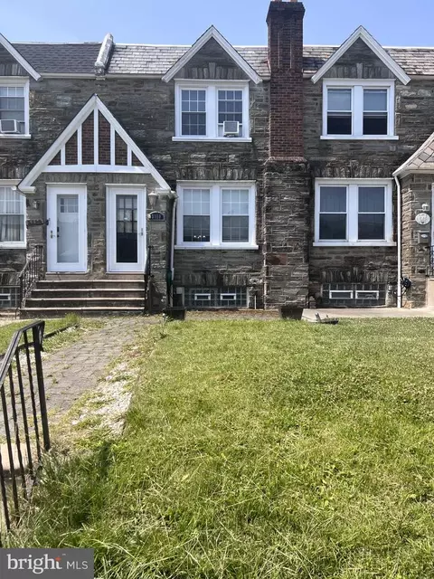 3110 Knorr St, Philadelphia, PA 19149