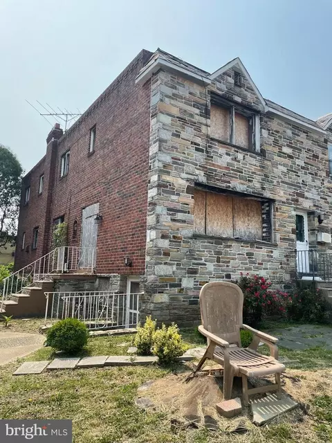 7515 Alma St, Philadelphia, PA 19111