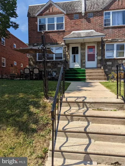 2218 Napfle St, Philadelphia, PA 19152