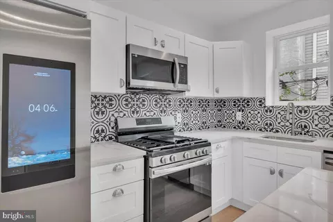 1302 S Bancroft St, Philadelphia, PA 19146