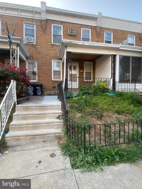 6320 Marsden St, Philadelphia, PA 19135