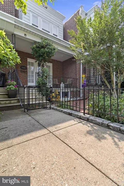 7820 Devon St, Philadelphia, PA 19118