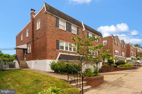 7304 Hill Rd, Philadelphia, PA 19128