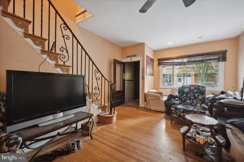 2240 S 17th St, Philadelphia, PA 19145