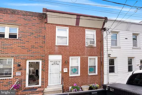 2216 E Albert St, Philadelphia, PA 19125