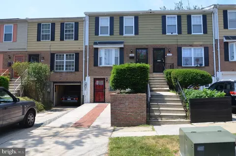 2632 S 80th St, Philadelphia, PA 19153