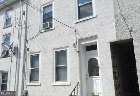 142 East St, Philadelphia, PA 19127
