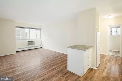 2101 Chestnut St #903, Philadelphia, PA 19103