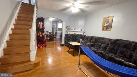4158 Barnett St, Philadelphia, PA 19135