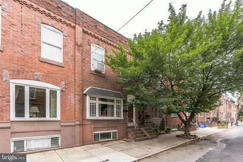 2446 S Lambert St, Philadelphia, PA 19145