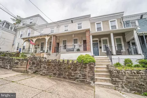 231 Jamestown St, Philadelphia, PA 19128