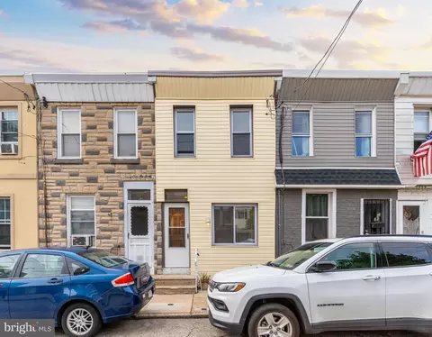 2850 Mercer St, Philadelphia, PA 19134